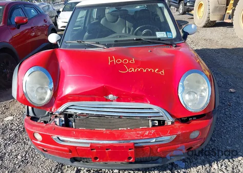 2004 Mini Cooper from USA, damaged, VIN WMWRC33454TC54385